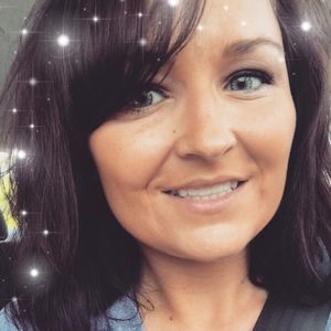 Meet your Posher, Claudia